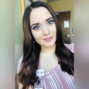 Meet your Posher, Justina